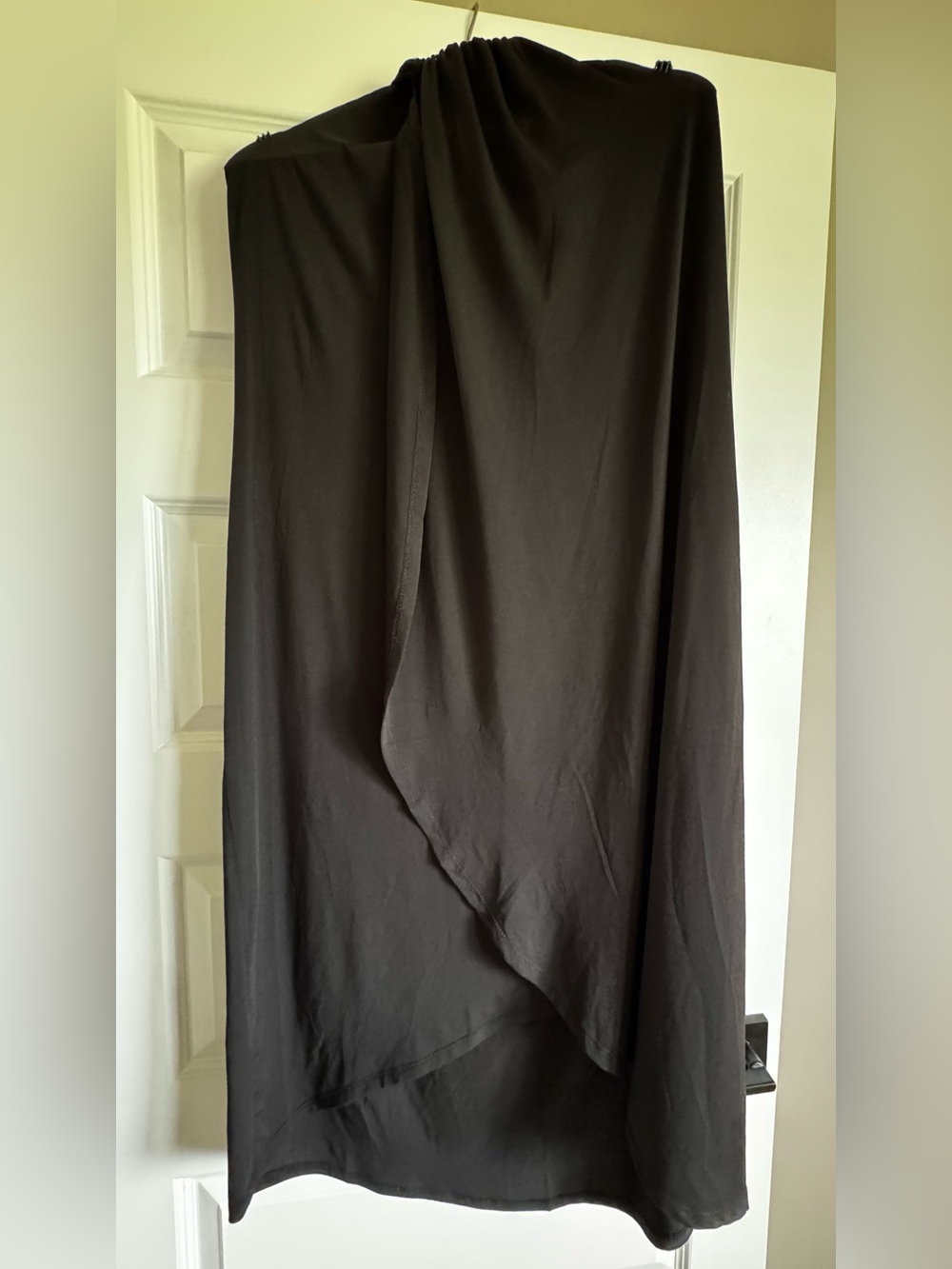 VENUS Black Halter-tie Dress